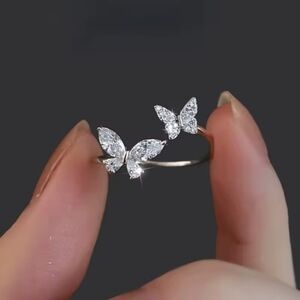 Sparkling Butterfly Ring 💍 Zircon Gemstones